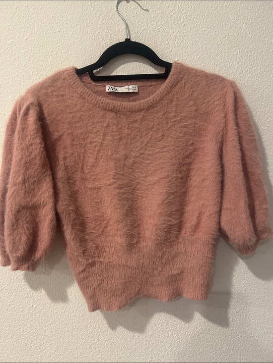 Zara Sweaters - Zara Dusty Rose Fuzzy Puff-Sleeve Crewneck Sweater